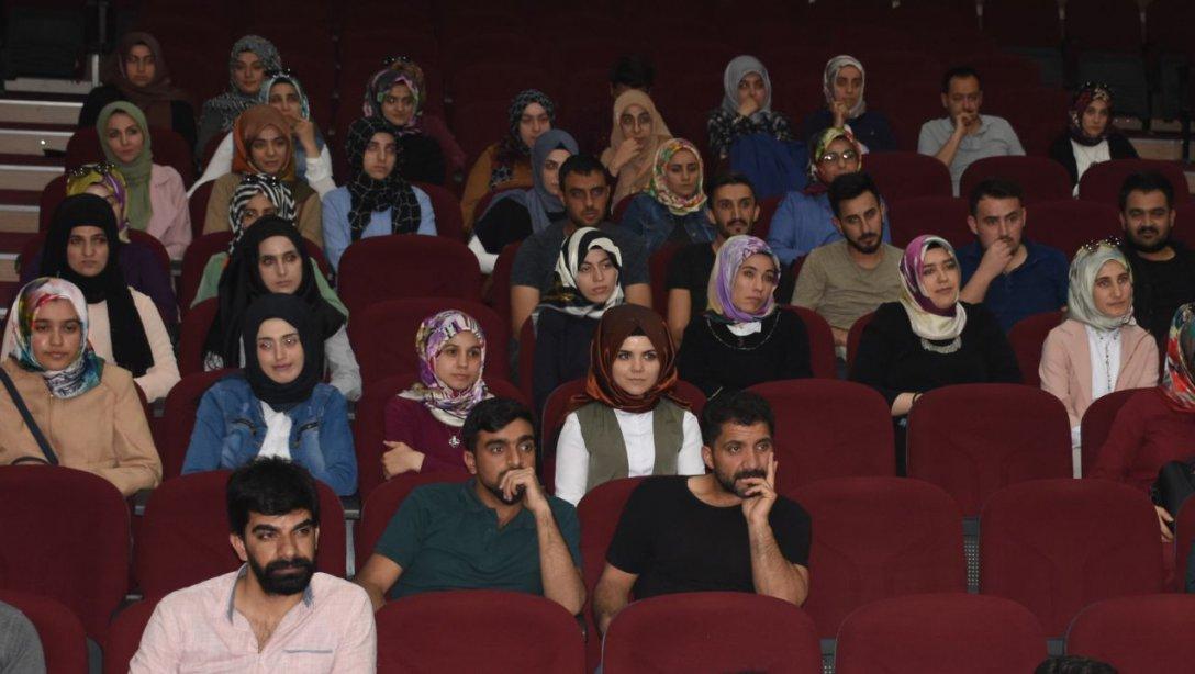 Din Kültürü ve Ahlak Bilgisi Öğretmenleri Gelişim Programı(DÖGEP)  Nisan Ayı Faaliyeti 15 Temmuz Şehitleri İmam Hatip Ortaokulunda Yapıldı