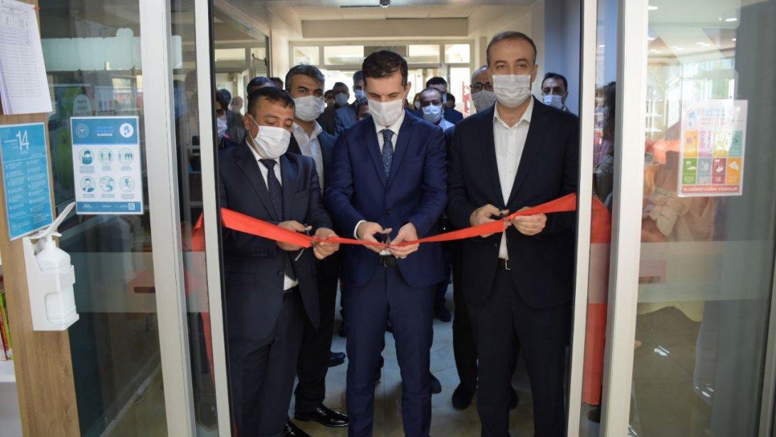 15 Temmuz Şehitleri İmam Hatip Ortaokulu'nda Z Kütüphanesinin (Zenginleştirilmiş Kütüphane) Açılışı Yapıldı