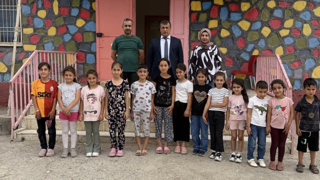 İlçe Milli Eğitim Müdürümüz Sayın Ümit Çetin'in Jandarma Kıdemli Binbaşı Erdoğan Özdemir İlkokulu ziyareti