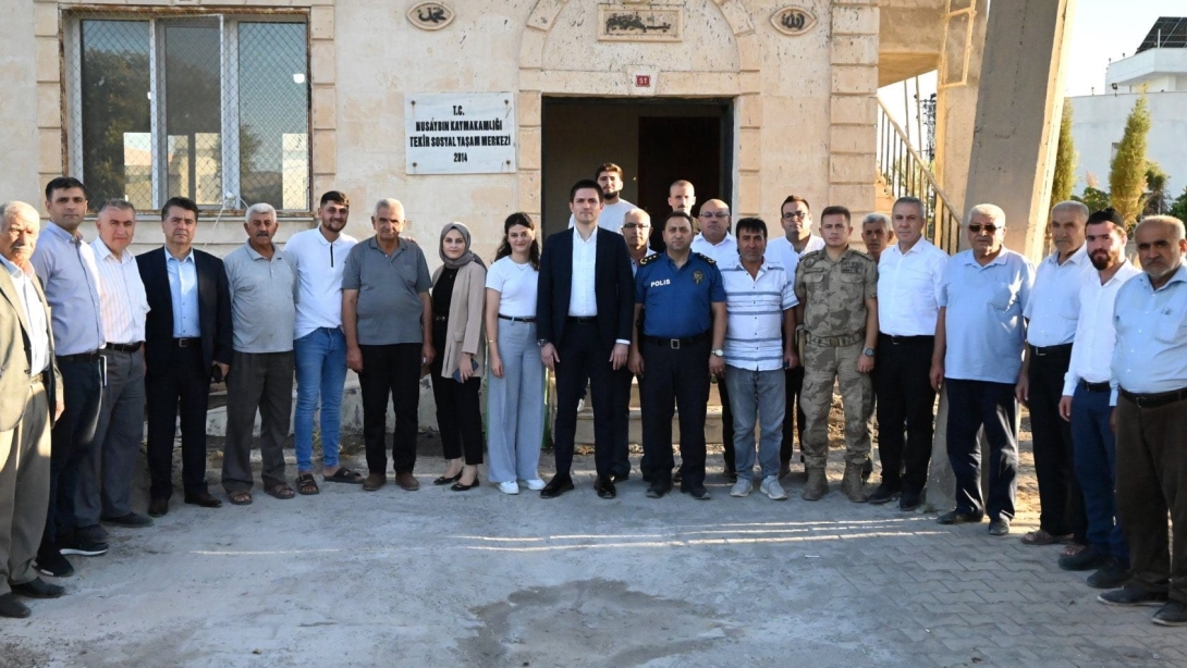 Kaymakamımız Sayın Evren ÇAKIR, İlçe Milli eğitim Müdürümüz Sayın Hacı Yusuf AVLANMAZ, Kurum Müdürlerimiz ve beraberindekilerle, ilçemiz kırsal İkiztepe Mahallesi ile Tekir Mezrasını ziyarette bulundu.